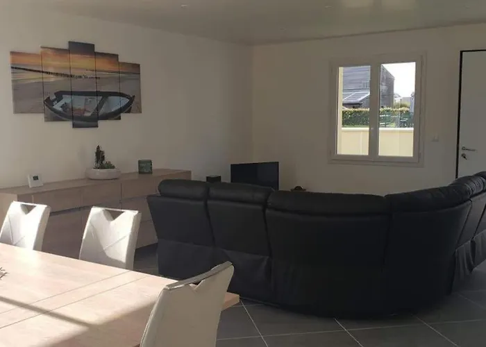 Maison Neuve Proche De La Mer
