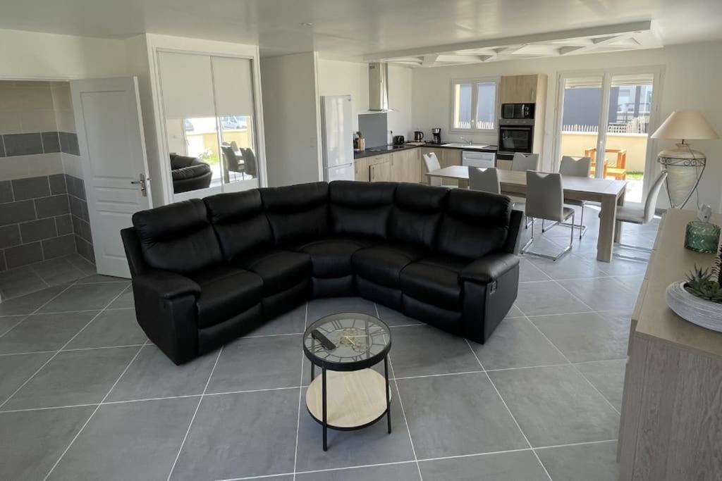 Holiday home Maison Neuve Proche De La Creances